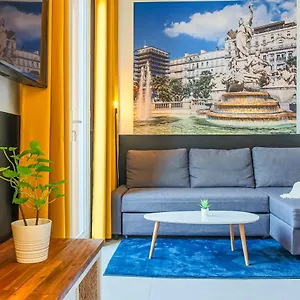 #3 Centre, Balcon, Lumineux, Stationnement Facile, Confort Appartement Toulon